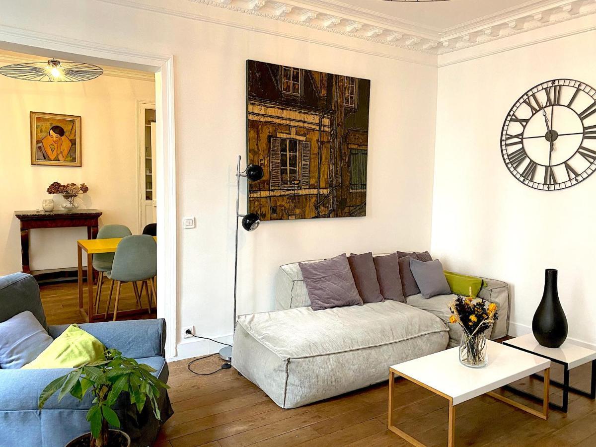 Real Parisian Apartment With 2 Bedrooms And Ac Exterior photo