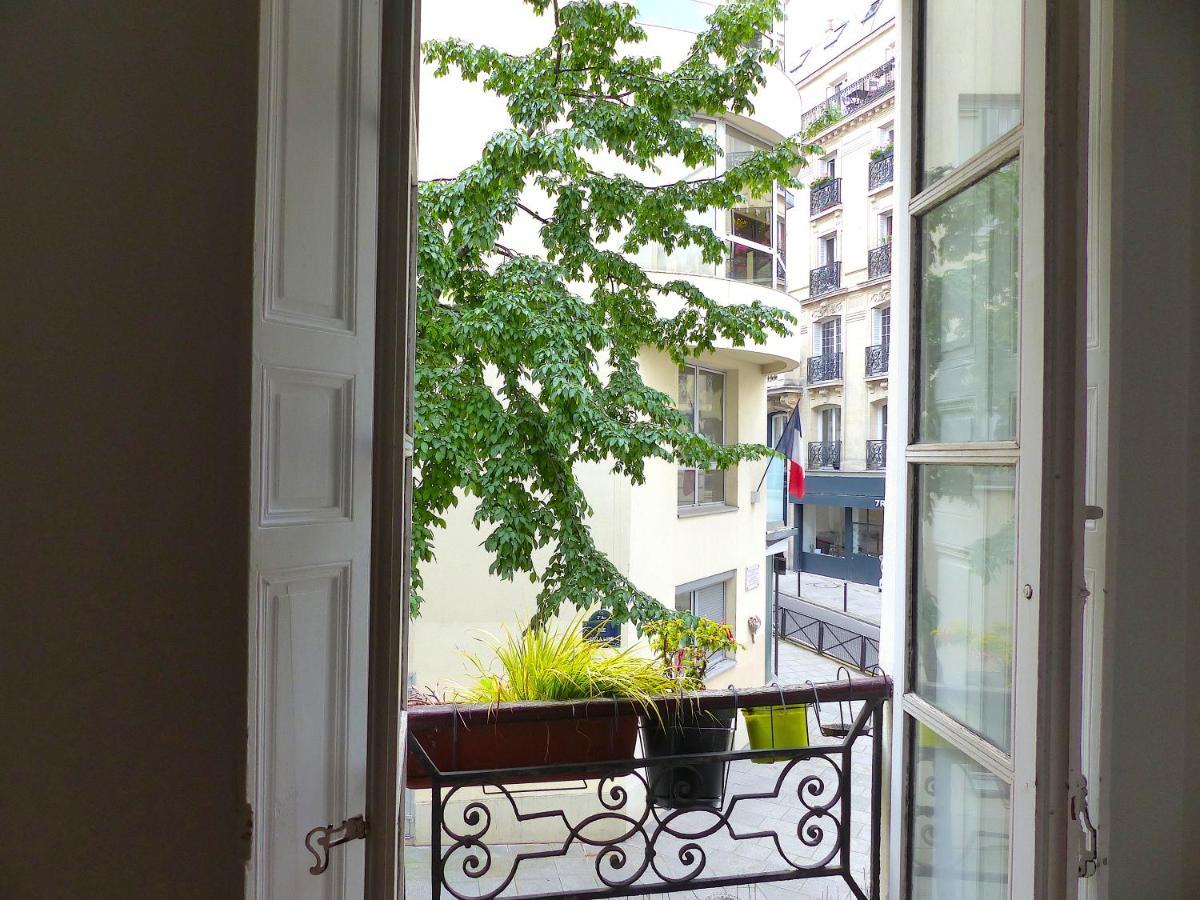 Real Parisian Apartment With 2 Bedrooms And Ac Exterior photo