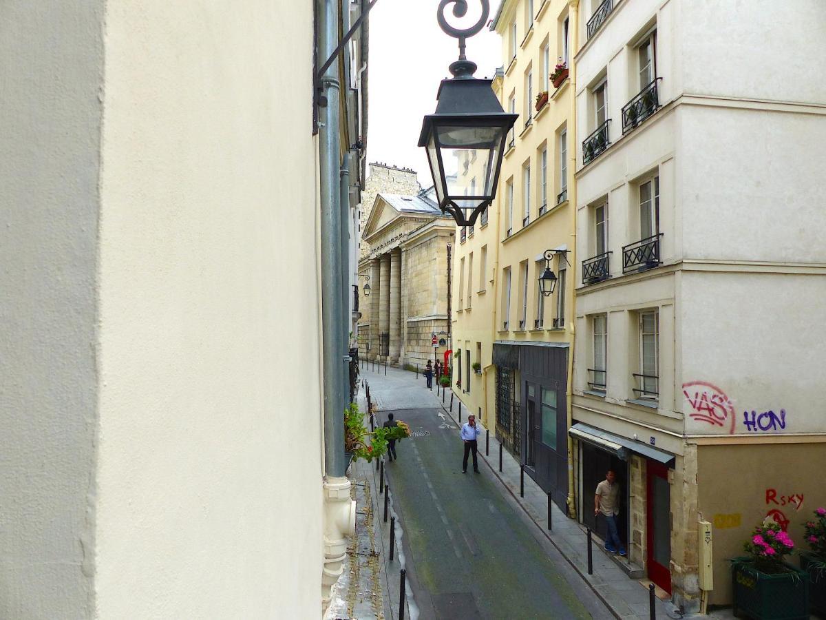 Real Parisian Apartment With 2 Bedrooms And Ac Exterior photo